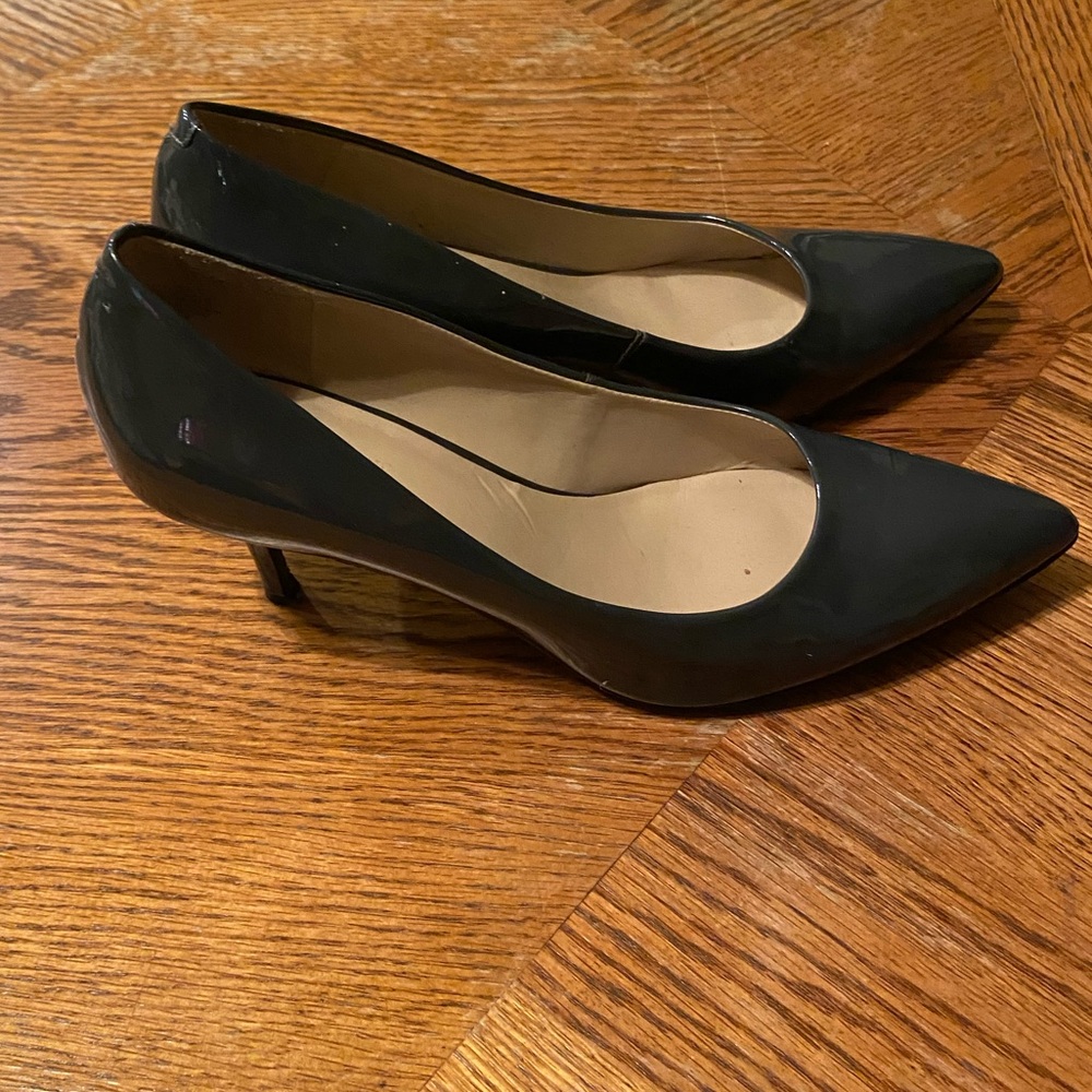 Dark grey glossy 2 inch heel size 7